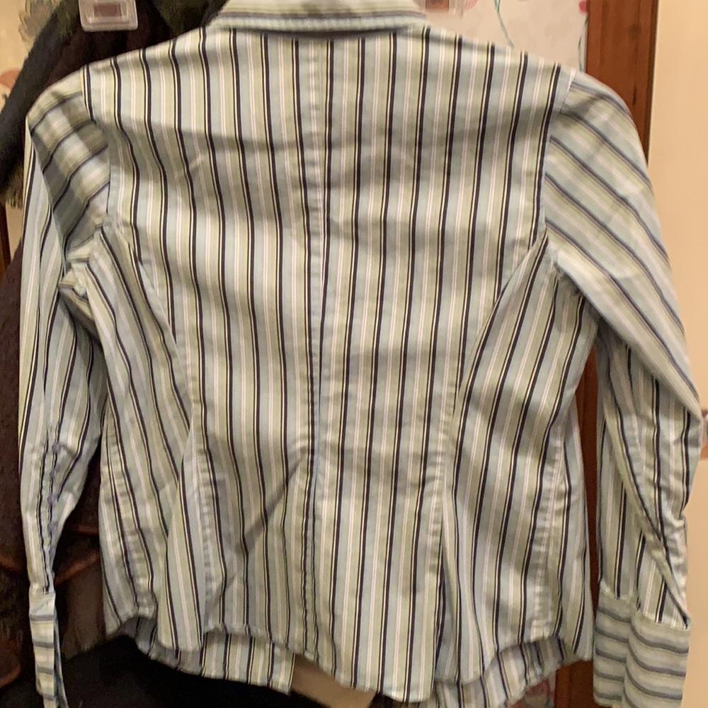 Button up blouse - Picture 2 of 2